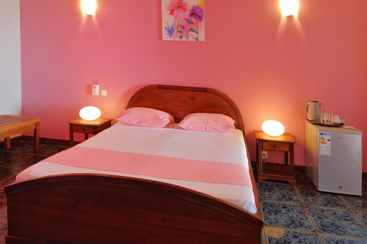 אמבהטולואקה Hotel Villa Les Orchidees מראה חיצוני תמונה