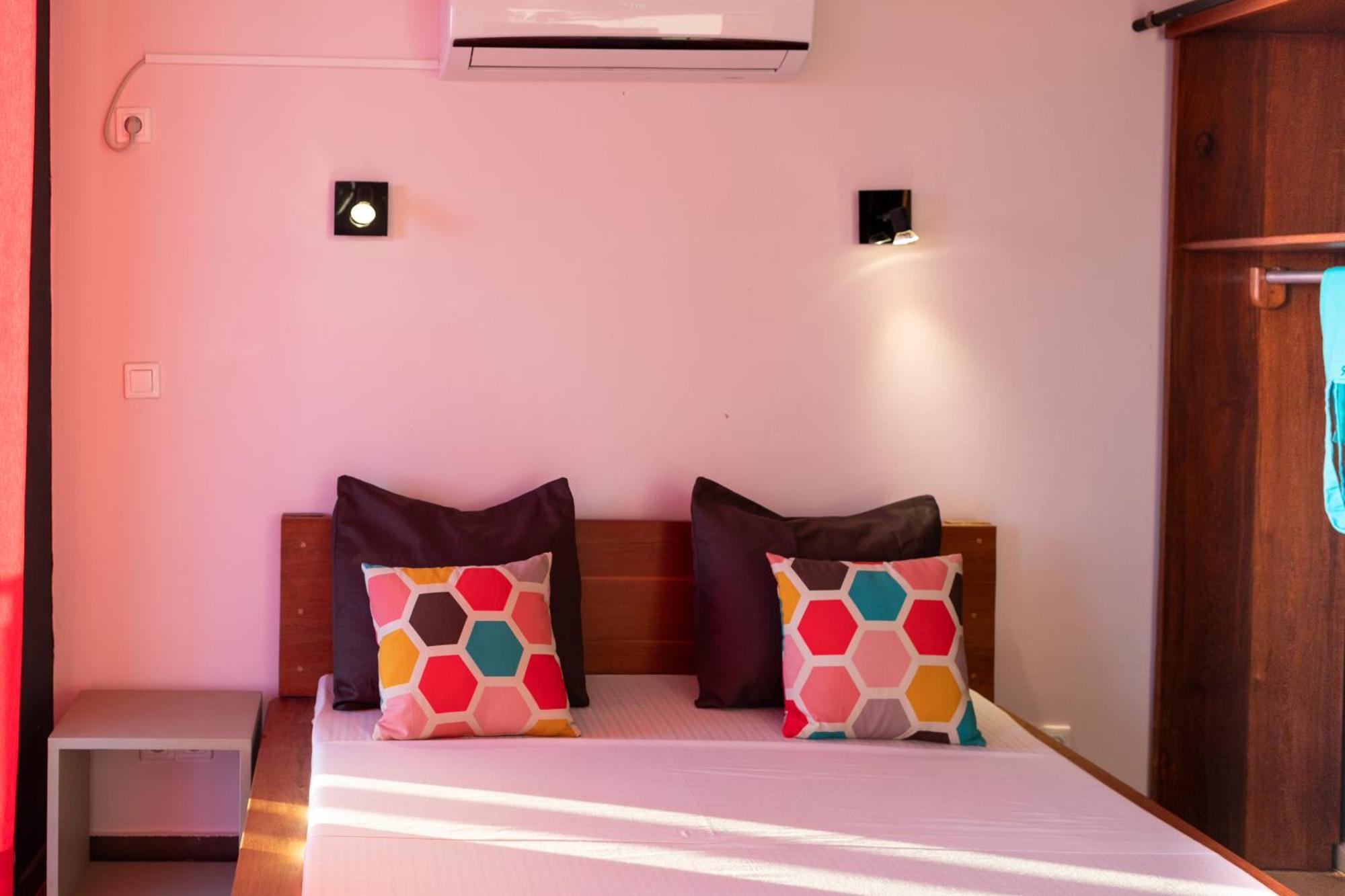 אמבהטולואקה Hotel Villa Les Orchidees מראה חיצוני תמונה